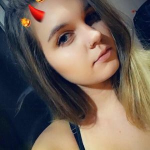 Meet your Posher, Makayla